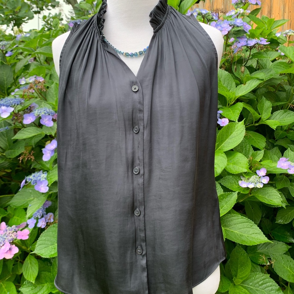 BANANA REPUBLIC deep blue gray sleeveless ruffled neck button front blou… - Picture 3 of 11